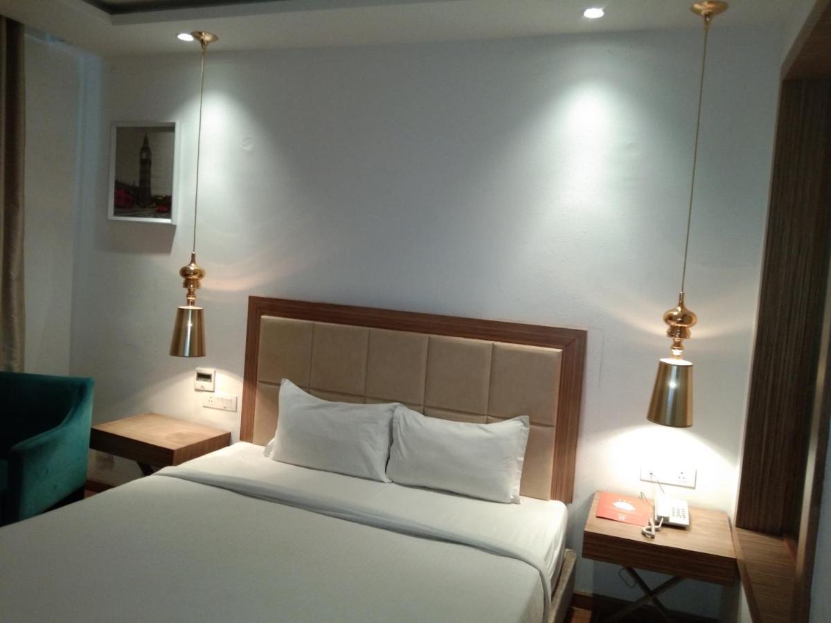 Hotel Amora - Rajnandgaon Raj Nandgaon المظهر الخارجي الصورة