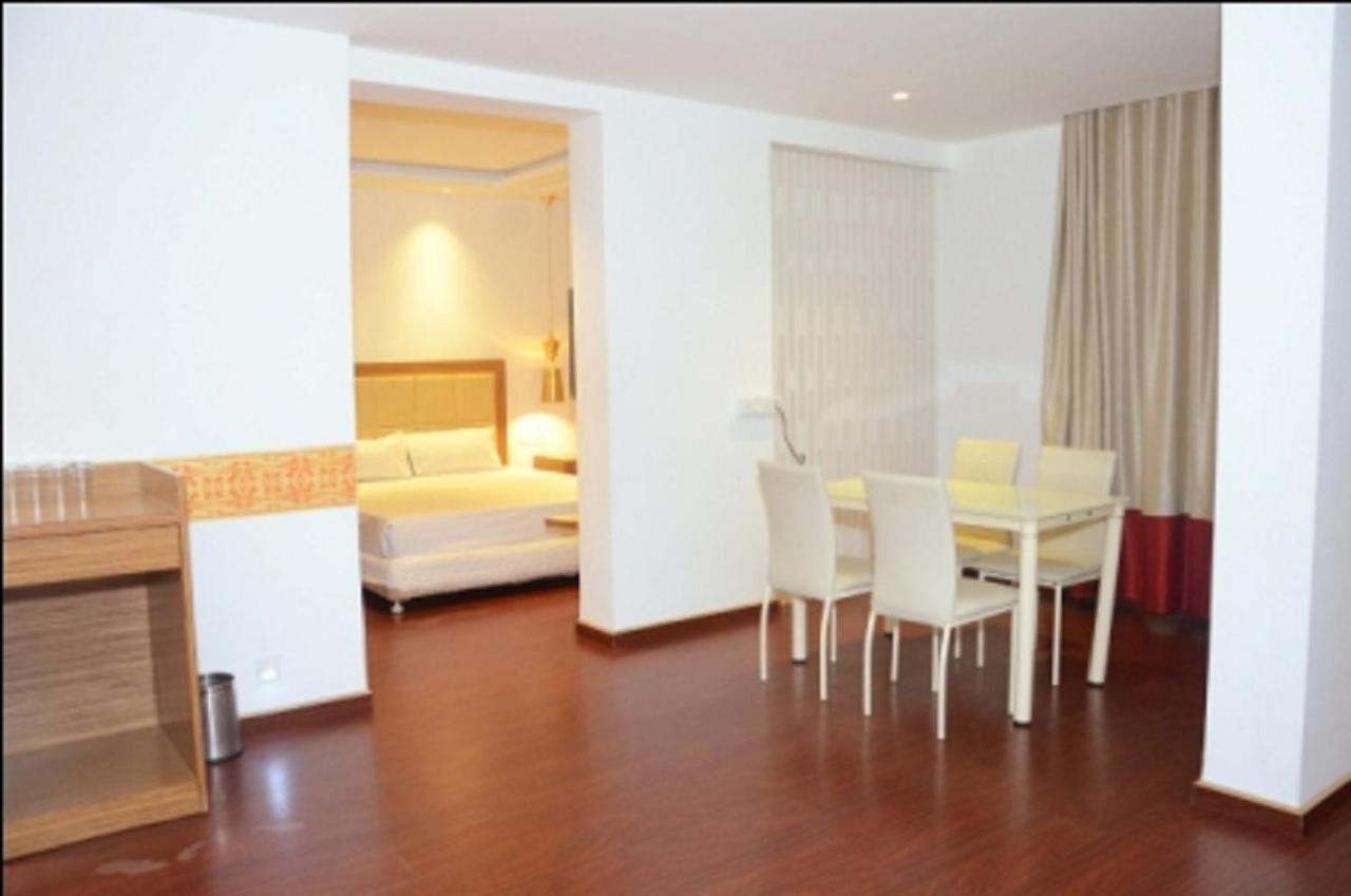 Hotel Amora - Rajnandgaon Raj Nandgaon المظهر الخارجي الصورة